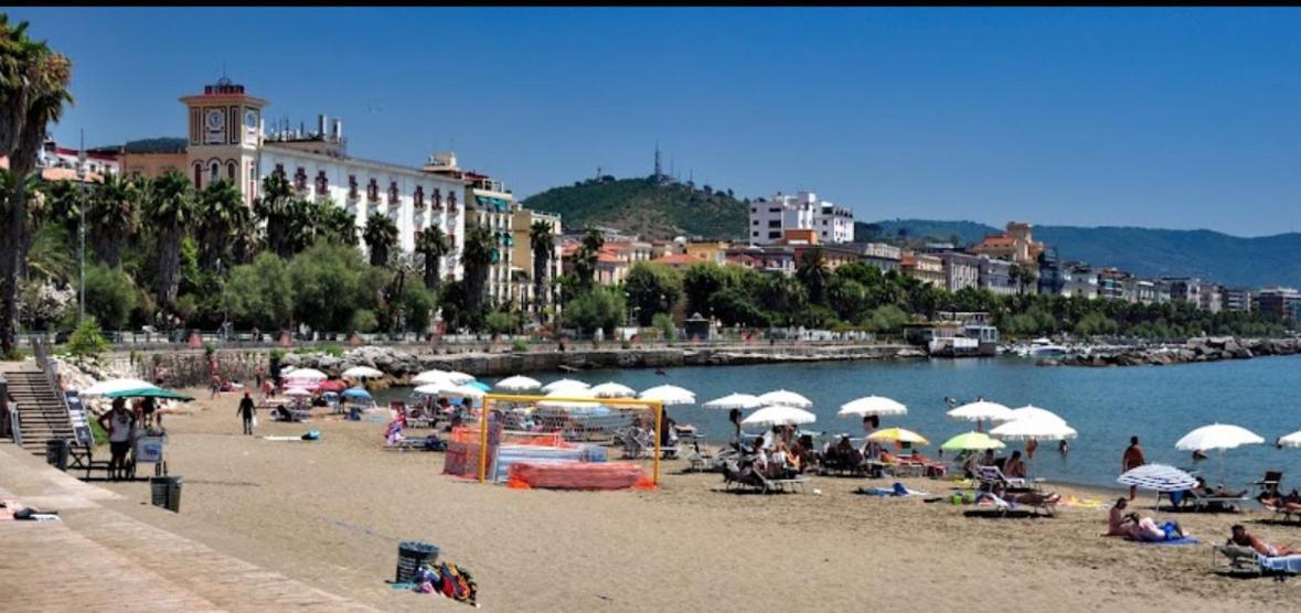 Salerno Mare E Luci Deluxeアパートメント エクステリア 写真