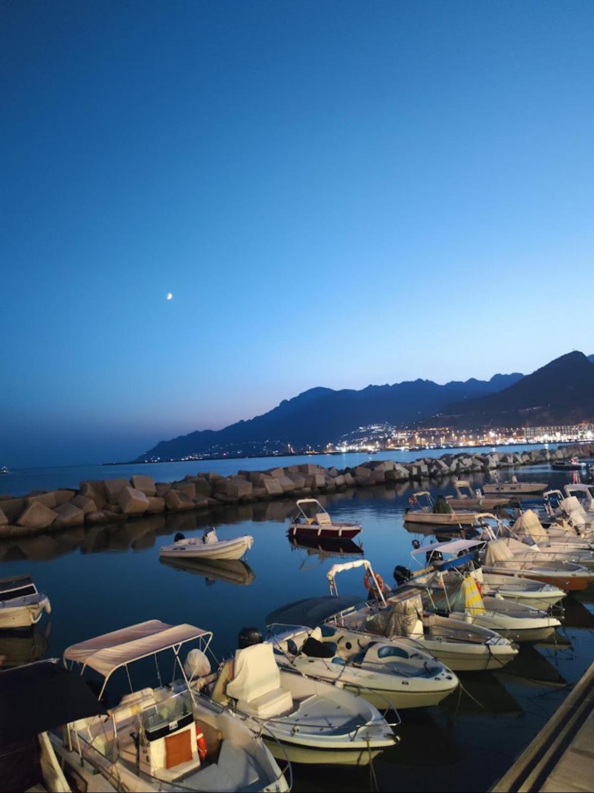 Salerno Mare E Luci Deluxeアパートメント エクステリア 写真